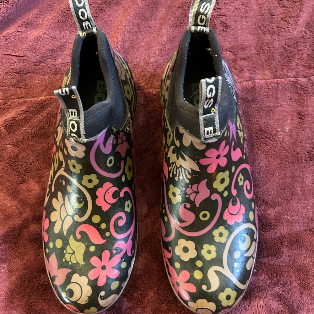 Bog Boots Size 9